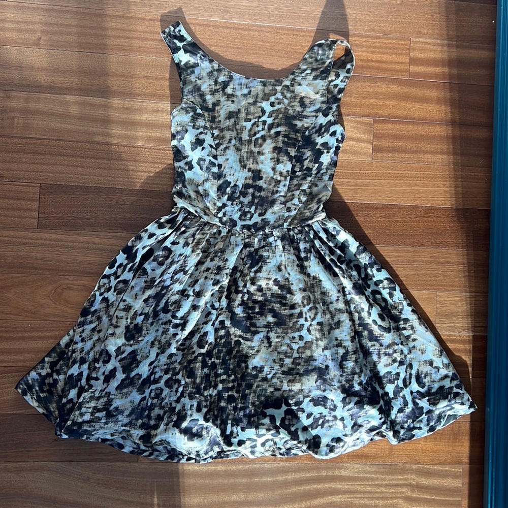 Silk satin prints with fully lines